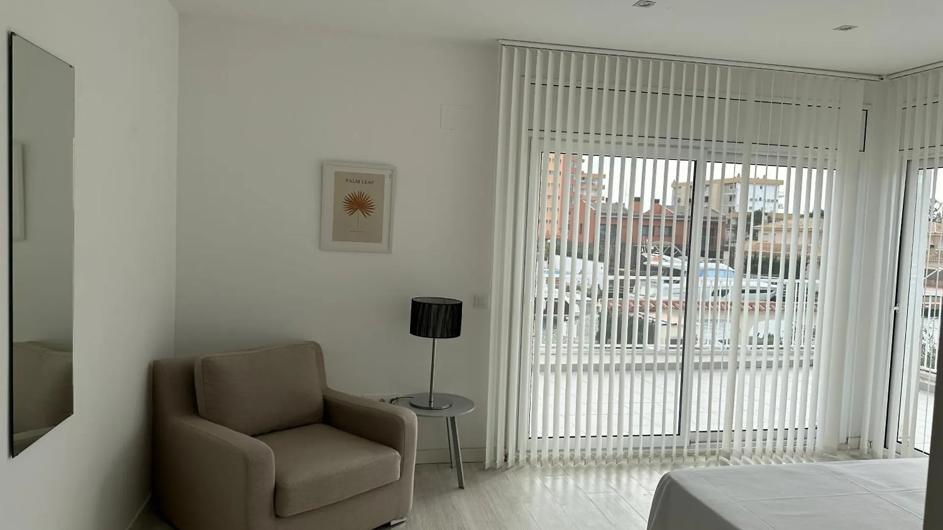 Villa Agi Cap Llarg Roses Spagna